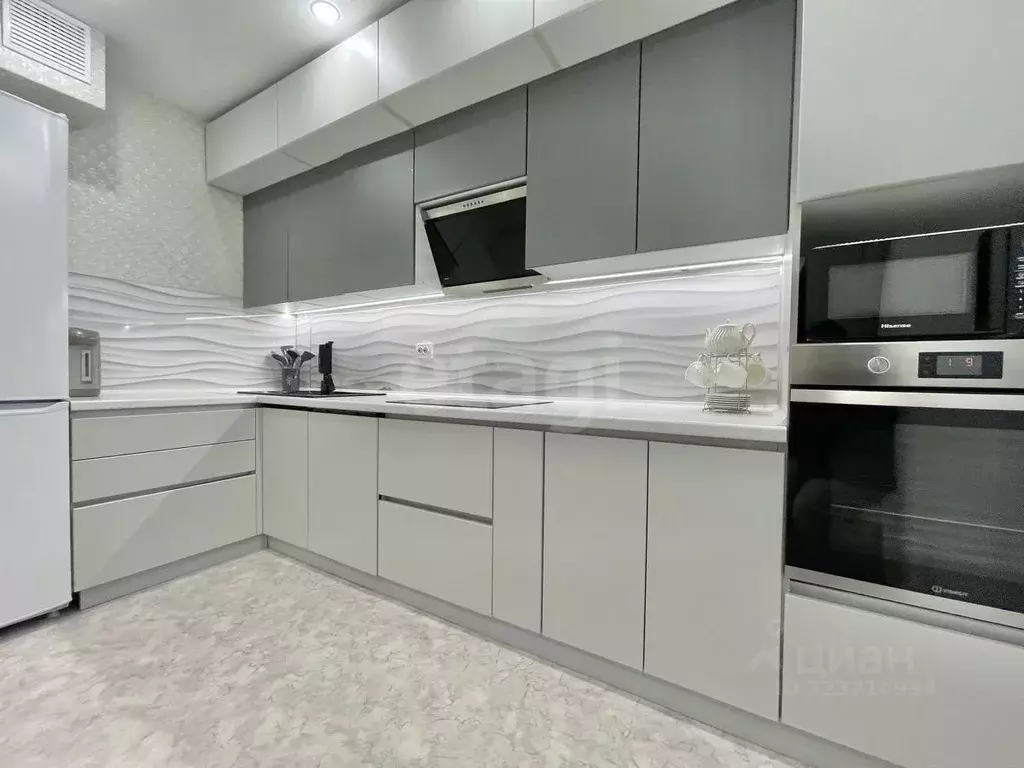 3-к кв. Татарстан, Казань ул. Генерала Махмута Гареева, 9/1 (80.3 м) - Фото 1