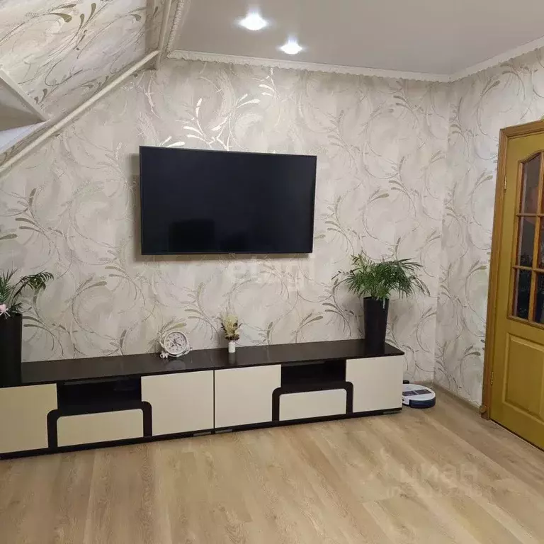 3-к кв. Башкортостан, Стерлитамак ул. Карла Маркса, 152 (74.0 м) - Фото 1