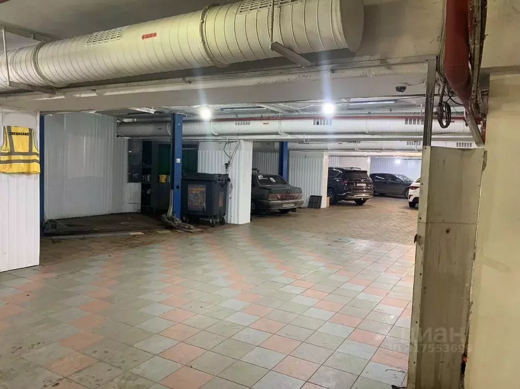 Помещение свободного назначения в Москва ул. Академика Анохина, 38 ... - Фото 0