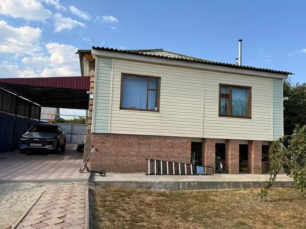 Дом в Ростовская область, Цимлянск Социалистическая ул., 63/21 (92 м) - Фото 1