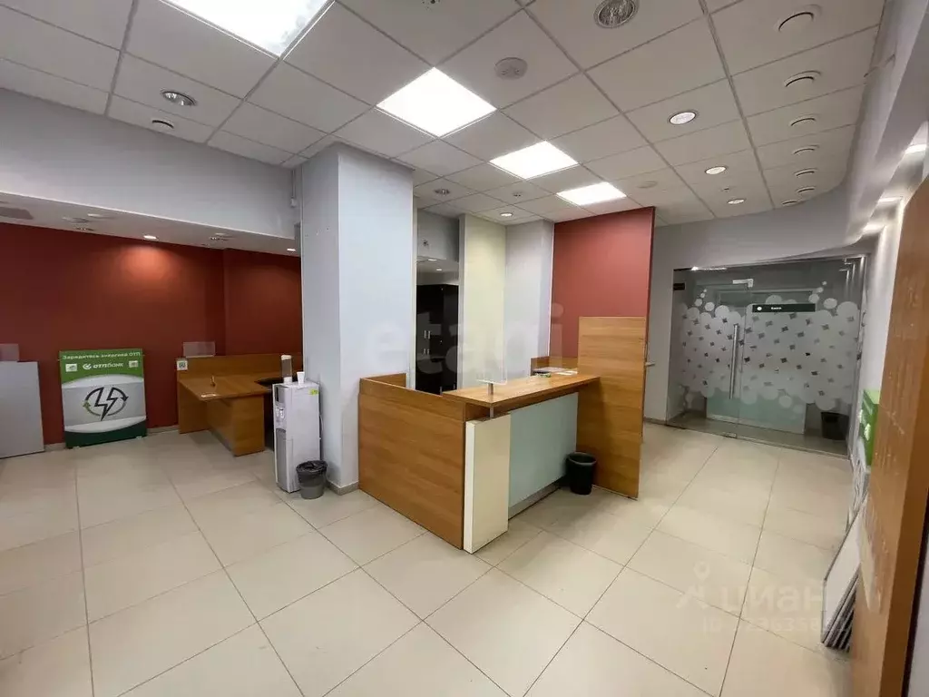 Помещение свободного назначения в Тюменская область, Тюмень ул. ... - Фото 1