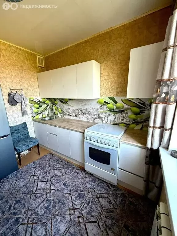 3-комнатная квартира: Саратов, улица имени С.Ф. Тархова, 29 (63.3 м) - Фото 1