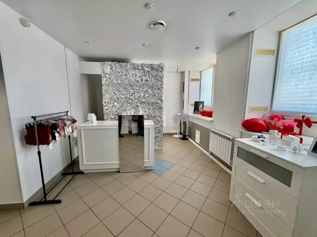 Помещение свободного назначения в Коми, Сыктывкар Коммунистическая ... - Фото 2