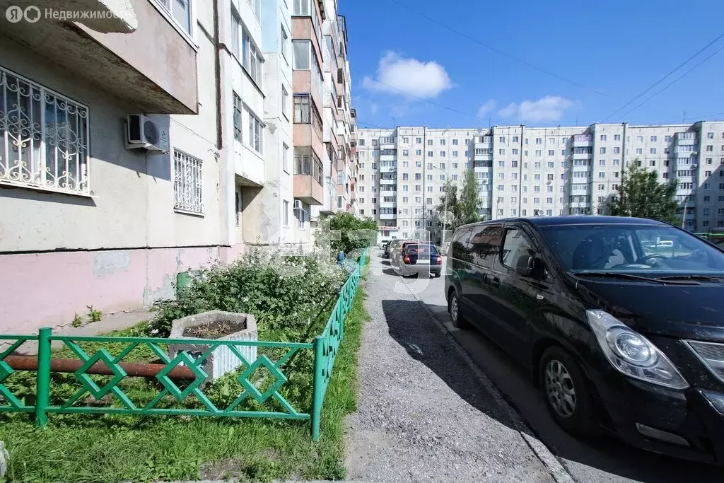 2-комнатная квартира: Тобольск, 8-й микрорайон, 37 (49.8 м) - Фото 2