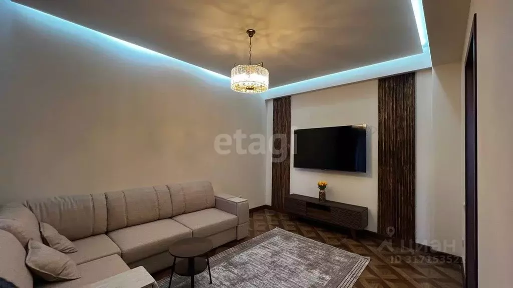 2-к кв. Дагестан, Махачкала ул. Времена Года, 9к2 (50.0 м) - Фото 0