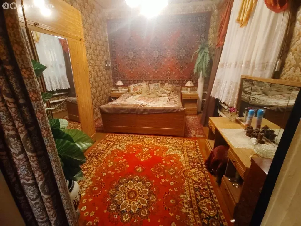 3-комнатная квартира: Шахты, Тверская улица, 40 (55.2 м) - Фото 0