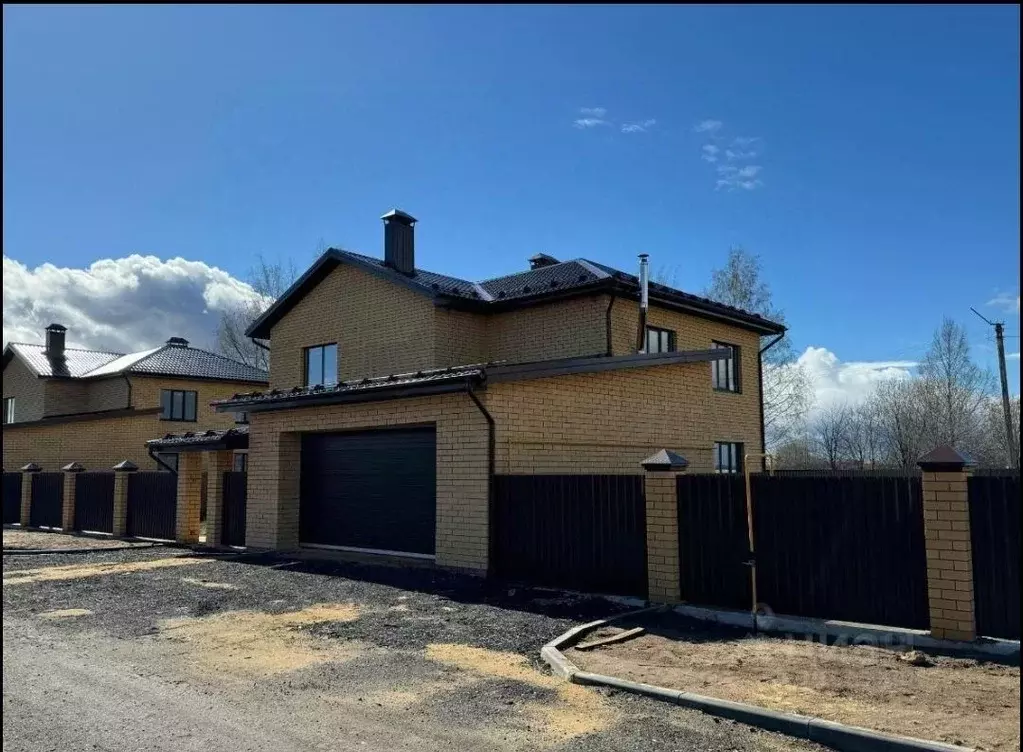 Дом в Марий Эл, Медведевский район, Пекшиксолинское с/пос, д. Ошурга ... - Фото 1