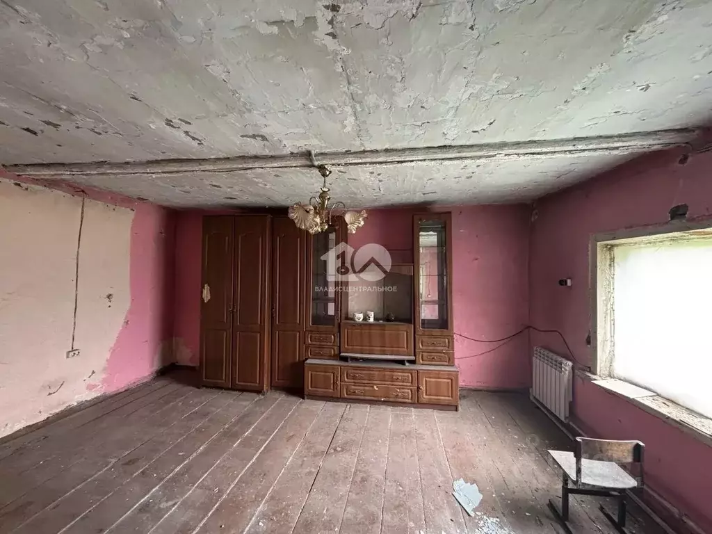 Дом в Новосибирская область, Искитим кв Шипуновский, 33 (32 м) - Фото 1