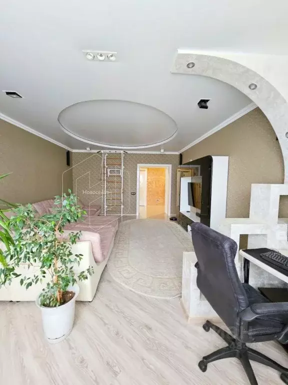 3-к кв. Мордовия, Саранск Мордовская ул., 35к192 (93.3 м) - Фото 1