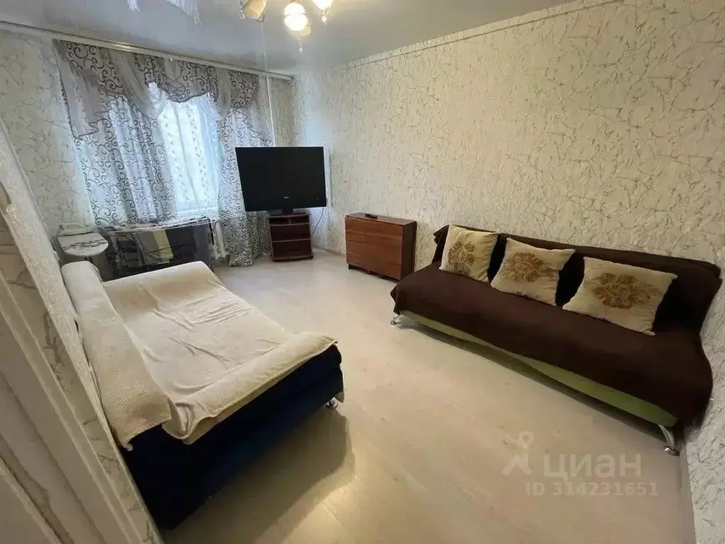 2-к кв. Удмуртия, Ижевск ул. 40 лет Победы, 52 (65.0 м) - Фото 0