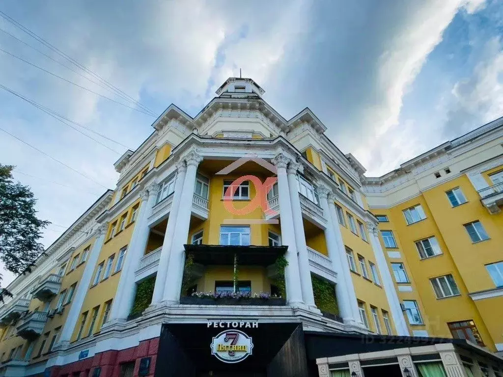 3-к кв. Кемеровская область, Кемерово ул. Орджоникидзе, 4 (106.4 м) - Фото 1