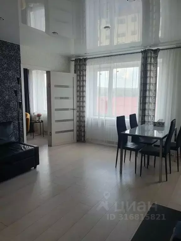 2-к кв. Мурманская область, Мурманск ул. Коминтерна, 15 (41.0 м) - Фото 1