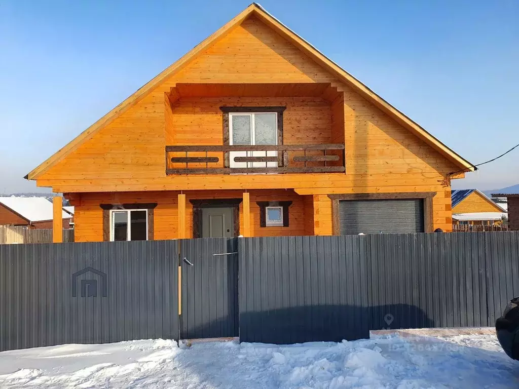 Дом в Иркутская область, Иркутский муниципальный округ, д. Карлук ул. ... - Фото 1