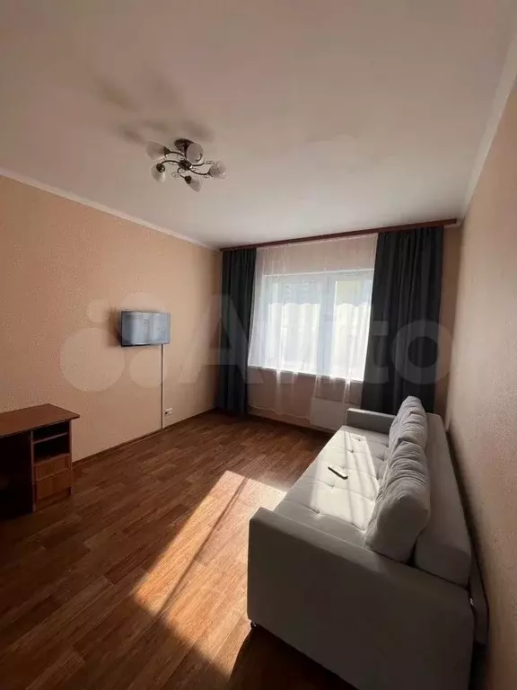 1-к. квартира, 36 м, 8/17 эт. - Фото 0