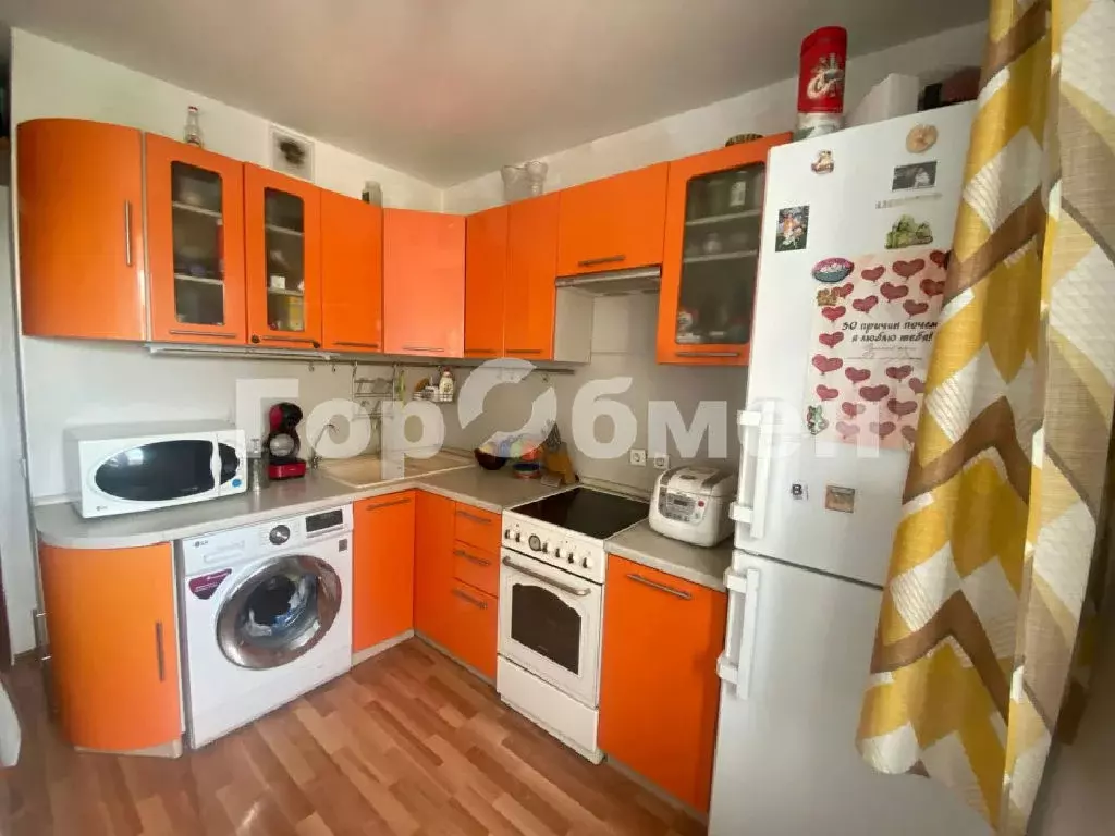 Продается 2-комнатная квартира - Фото 1