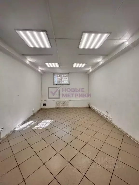Помещение свободного назначения в Санкт-Петербург Серебристый бул., 21 ... - Фото 1