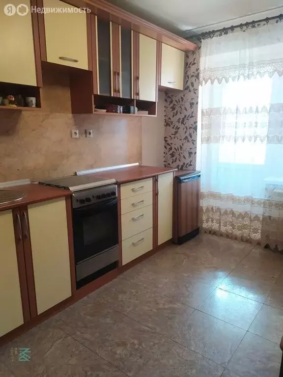 2-комнатная квартира: Смоленск, улица 12 лет Октября, 9Б (66 м) - Фото 0