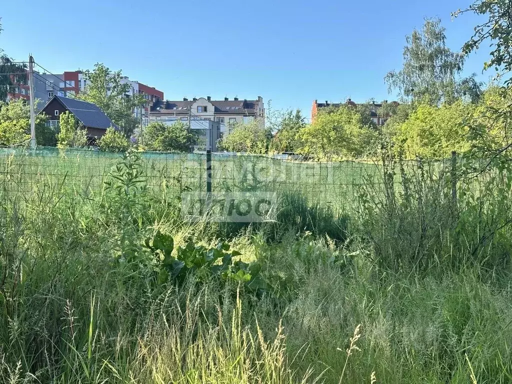 Участок в Калининградская область, Калининград Чкаловск мкр, ул. ... - Фото 1