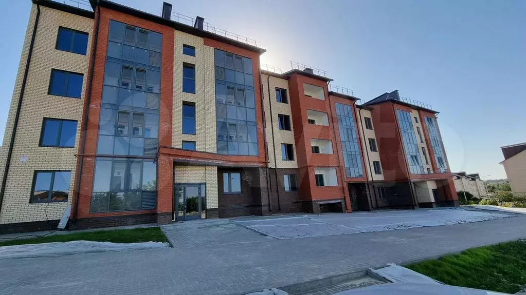 2-к. квартира, 55 м, 1/3 эт. - Фото 1