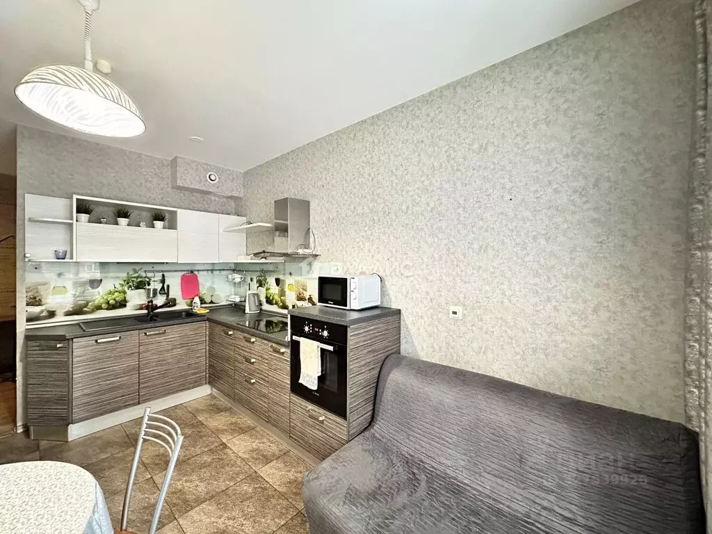 2-к кв. Ленинградская область, Мурино Всеволожский район, пл. ... - Фото 1