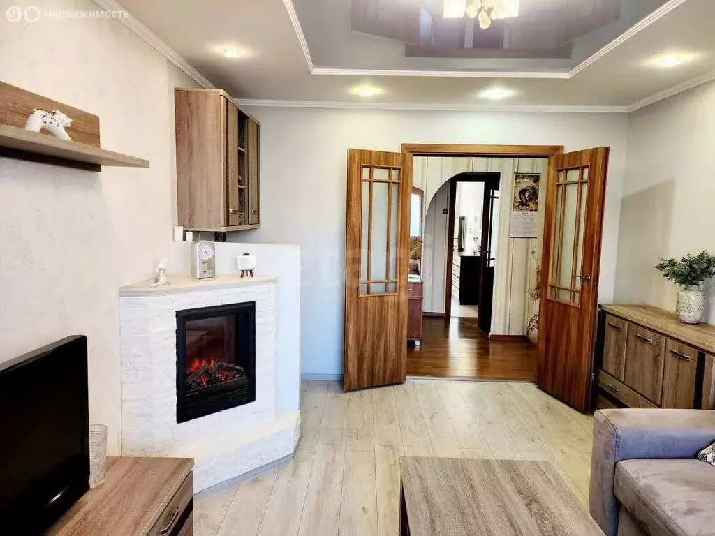 3-комнатная квартира: Калининград, Кутаисская улица, 1 (70 м) - Фото 1