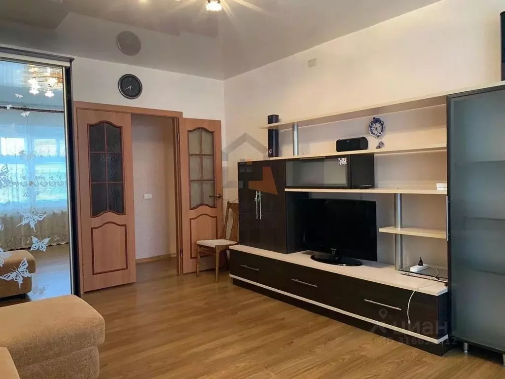2-к кв. Кировская область, Киров ул. Казанская, 90 (55.1 м) - Фото 0