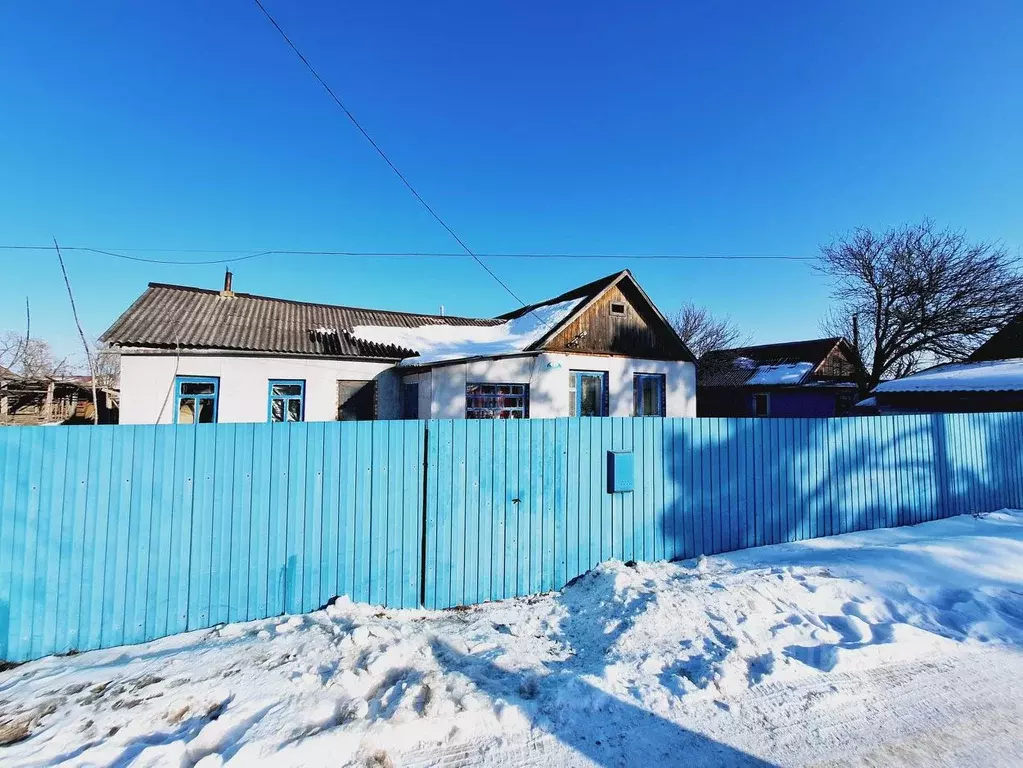 Дом в Приморский край, Лесозаводск Кольцевой пер., 12 (61 м) - Фото 1