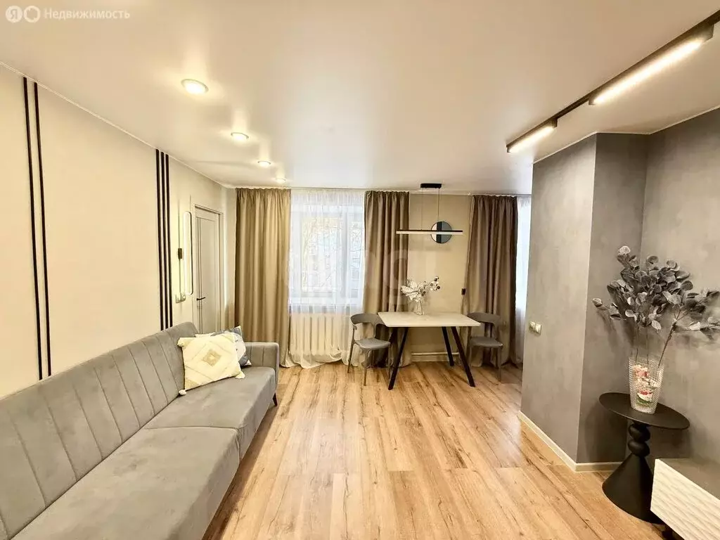 3-комнатная квартира: Ижевск, Редукторный проезд, 12 (43 м) - Фото 1