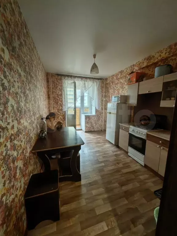 1-к. квартира, 40 м, 1/9 эт. - Фото 0