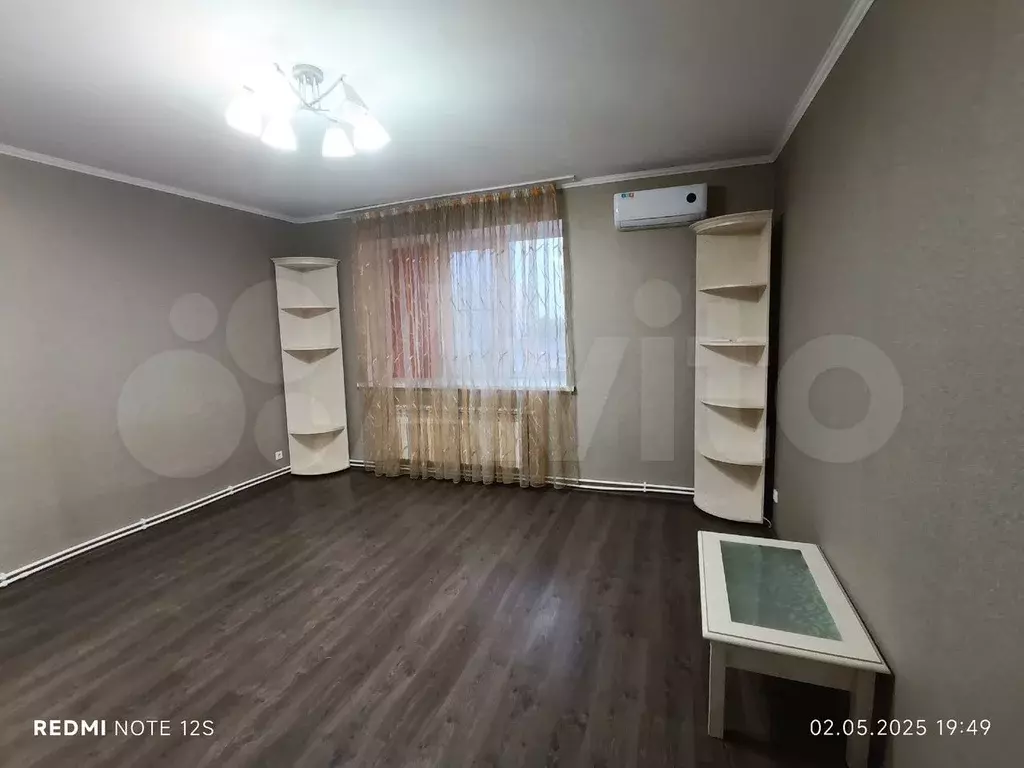 1-к. квартира, 40 м, 8/9 эт. - Фото 1