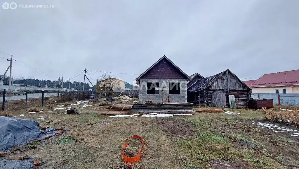 Дом в муниципальное образование Новосельское, деревня Бабёнки, 1 (60 ... - Фото 0