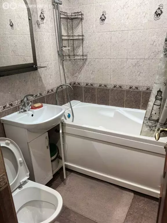 1-комнатная квартира: Азов, Привокзальная улица, 29 (30 м) - Фото 0