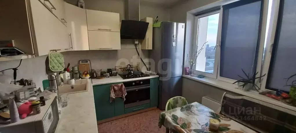 2-к кв. Омская область, Омск проезд 2-й Амурский, 4 (56.0 м) - Фото 2