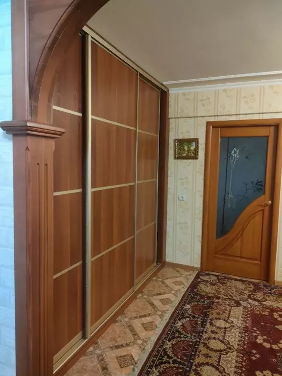 3-к кв. Омская область, Омск Заозерный мкр, ул. Стрельникова, 6 (60.0 ... - Фото 0