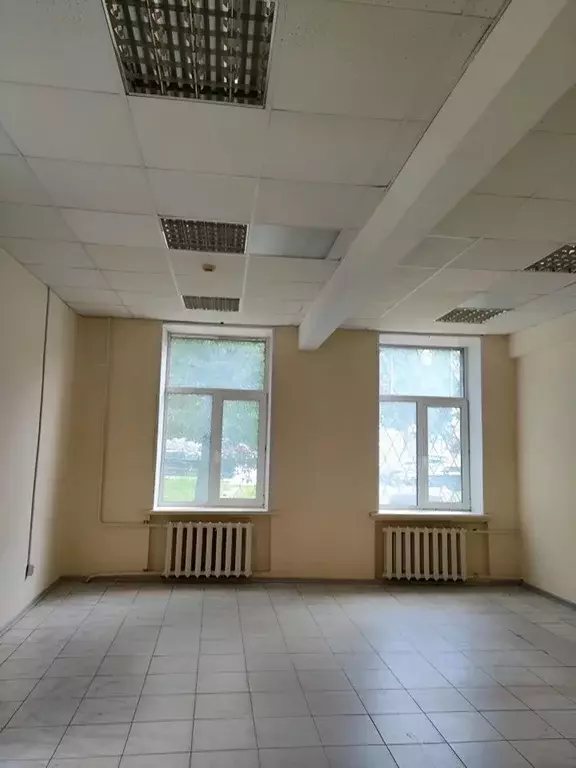 Помещение свободного назначения в Московская область, Клин ул. Мира, 3 ... - Фото 1