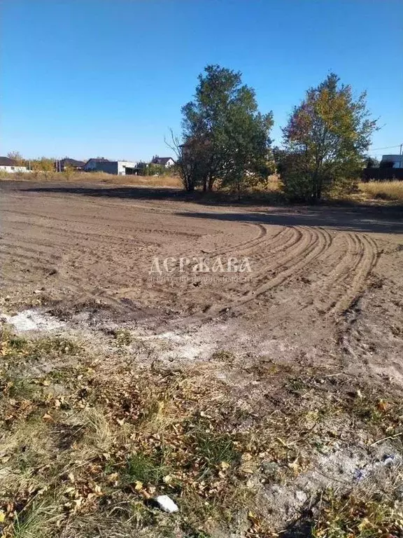 Участок в Белгородская область, Старый Оскол ул. Тереховская (30.0 ... - Фото 0