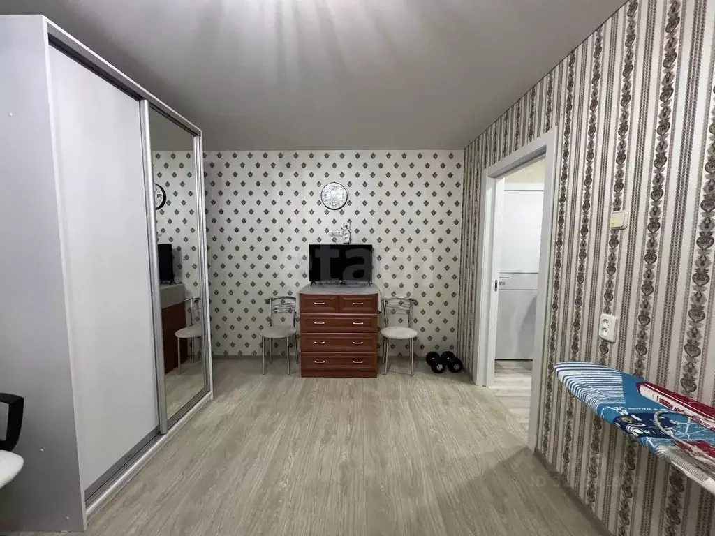 Комната Ямало-Ненецкий АО, Новый Уренгой Мирный мкр, 3/1 (14.0 м) - Фото 2