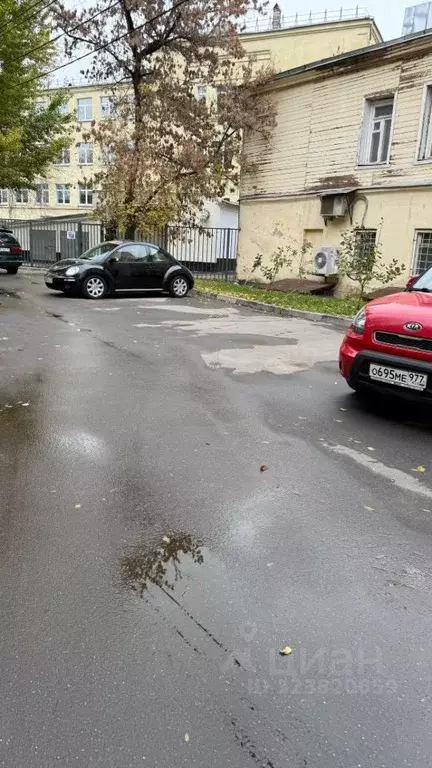 Гараж в Москва Большой Балканский пер., 13/47к4 (12 м) - Фото 2