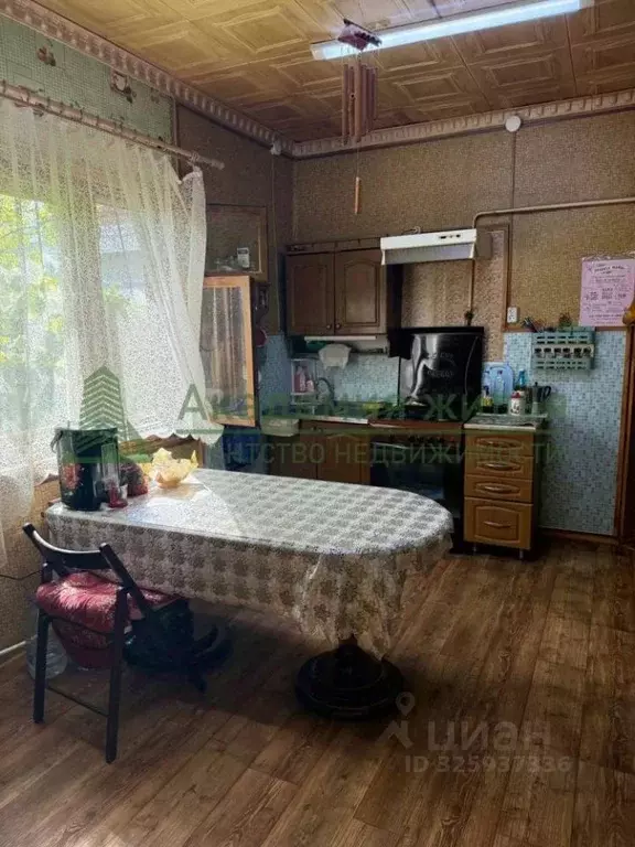 Дом в Саратовская область, Пугачев Набережная ул., 208 (117 м) - Фото 1