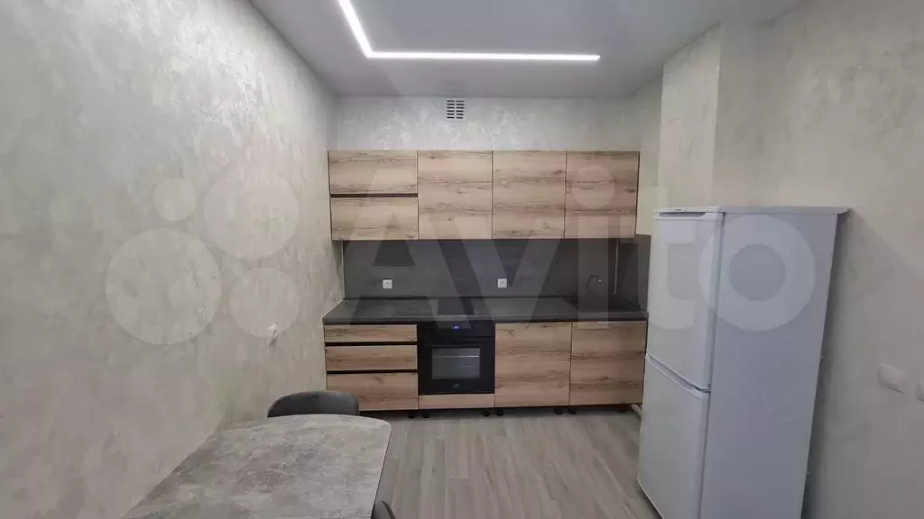 2-к. квартира, 42 м, 8/25 эт. - Фото 1