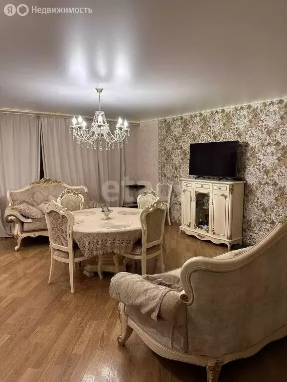 4-комнатная квартира: Кемерово, Советский проспект, 71 (96 м) - Фото 1