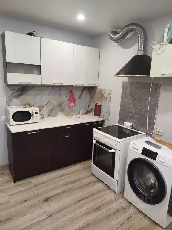 Студия Липецкая область, Липецк ул. Е.И. Замятина, 1Б (29.0 м) - Фото 0