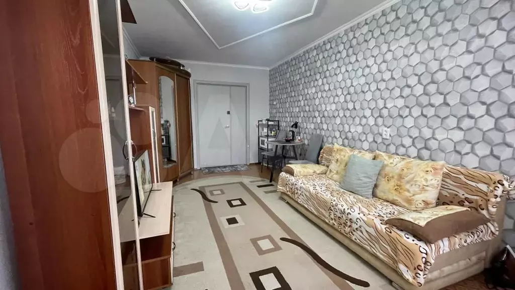 Комната 17 м в 4-к., 7/9 эт. - Фото 1