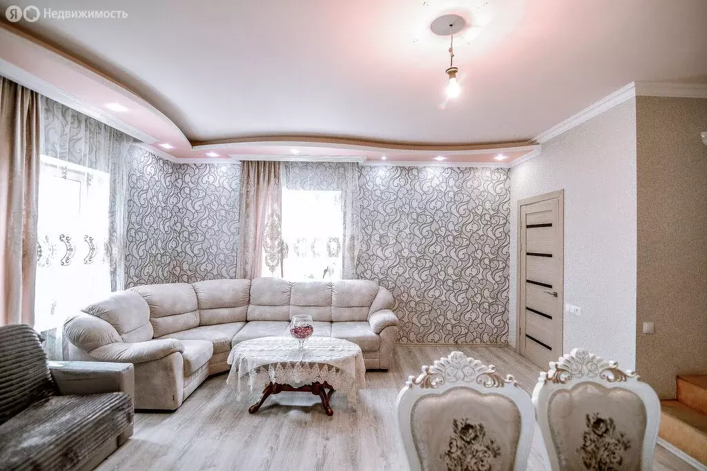 Дом в Южно-Сахалинск, планировочный район Хомутово (192 м) - Фото 2