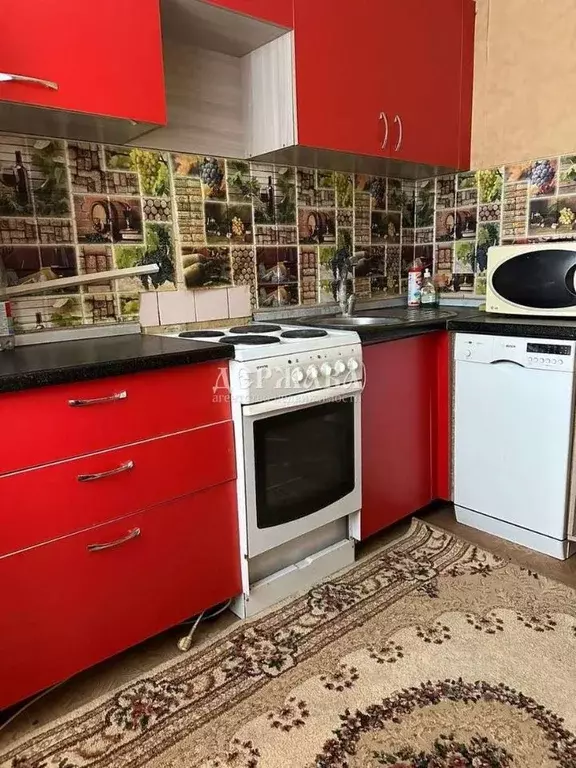 3-к кв. Белгородская область, Старый Оскол Восточный мкр, 2А (62.0 м) - Фото 1
