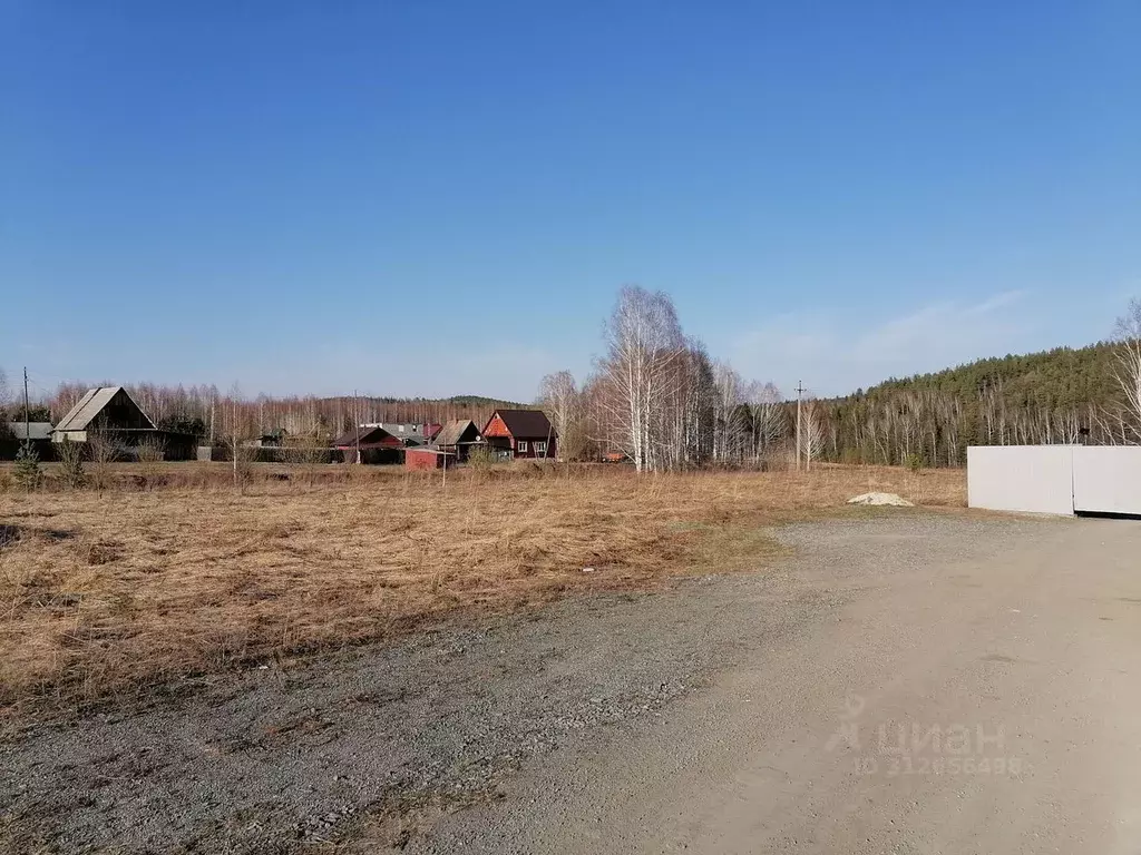 Участок в Свердловская область, Горноуральский городской округ, с. ... - Фото 0