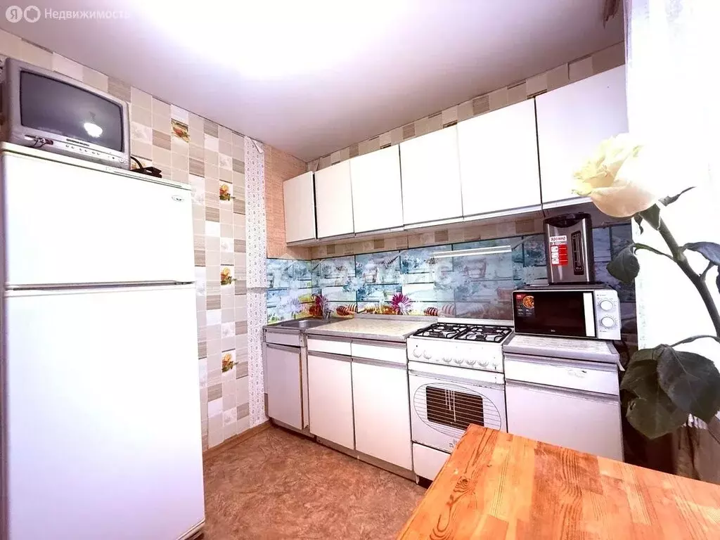 3-комнатная квартира: Пенза, улица 8 Марта, 3 (62 м) - Фото 2