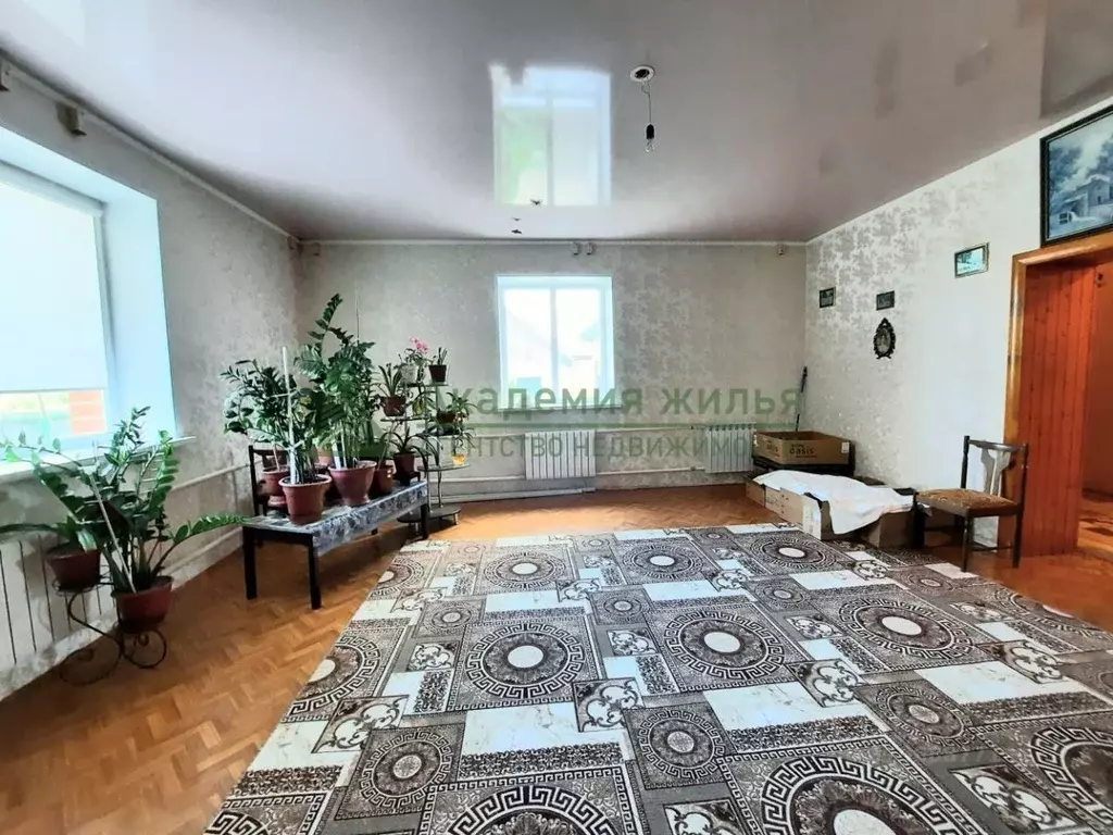 Дом в Саратовская область, Энгельсский район, Красноярское ... - Фото 0
