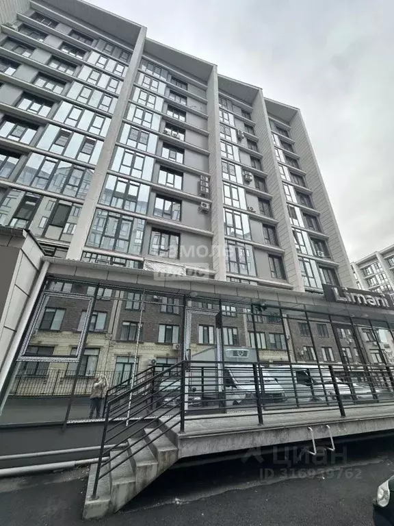 Офис в Кабардино-Балкария, Нальчик ул. Тлостанова, 32 (150 м) - Фото 1