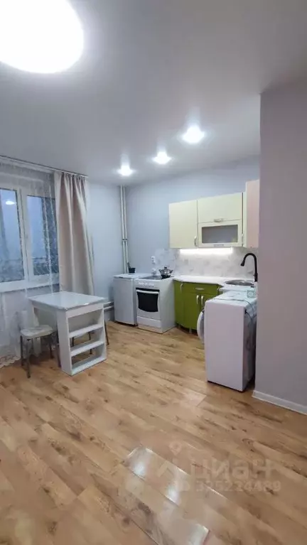 Студия Челябинская область, Челябинск просп. Краснопольский, 7А (24.0 ... - Фото 1